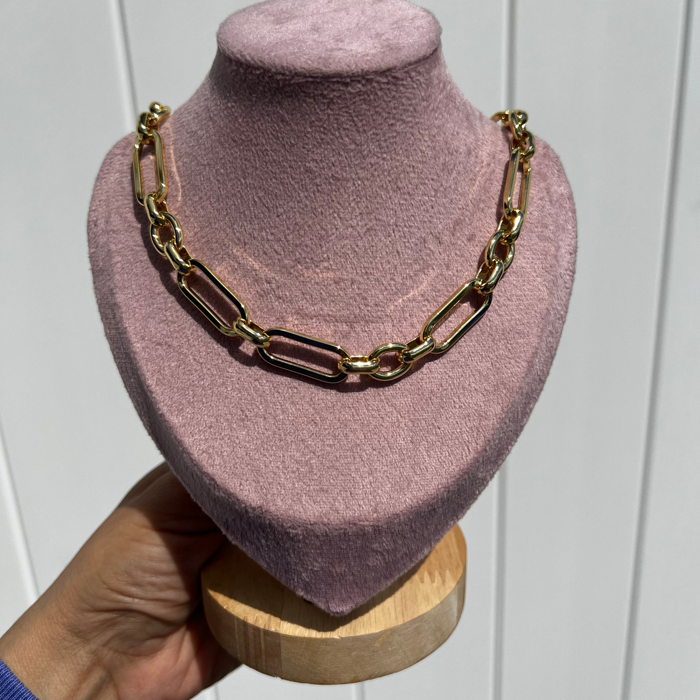 Pao Necklace