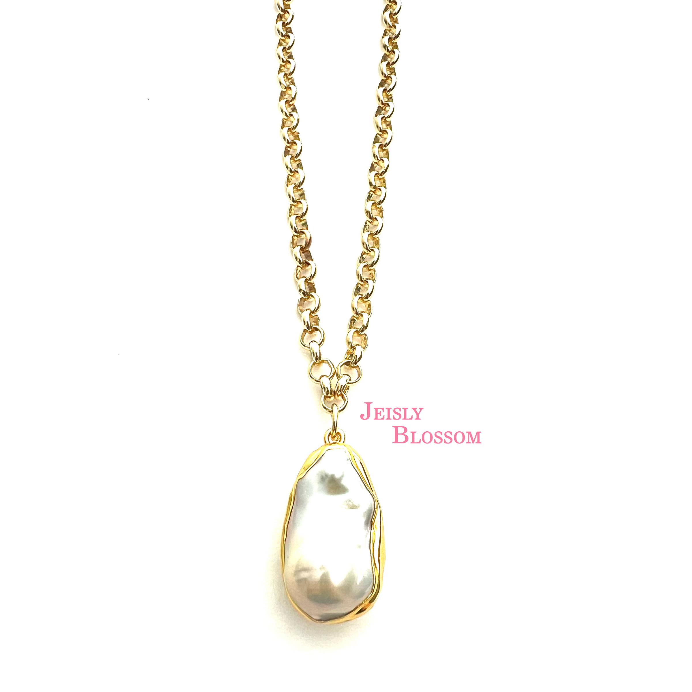 Piedra Blanca Necklace