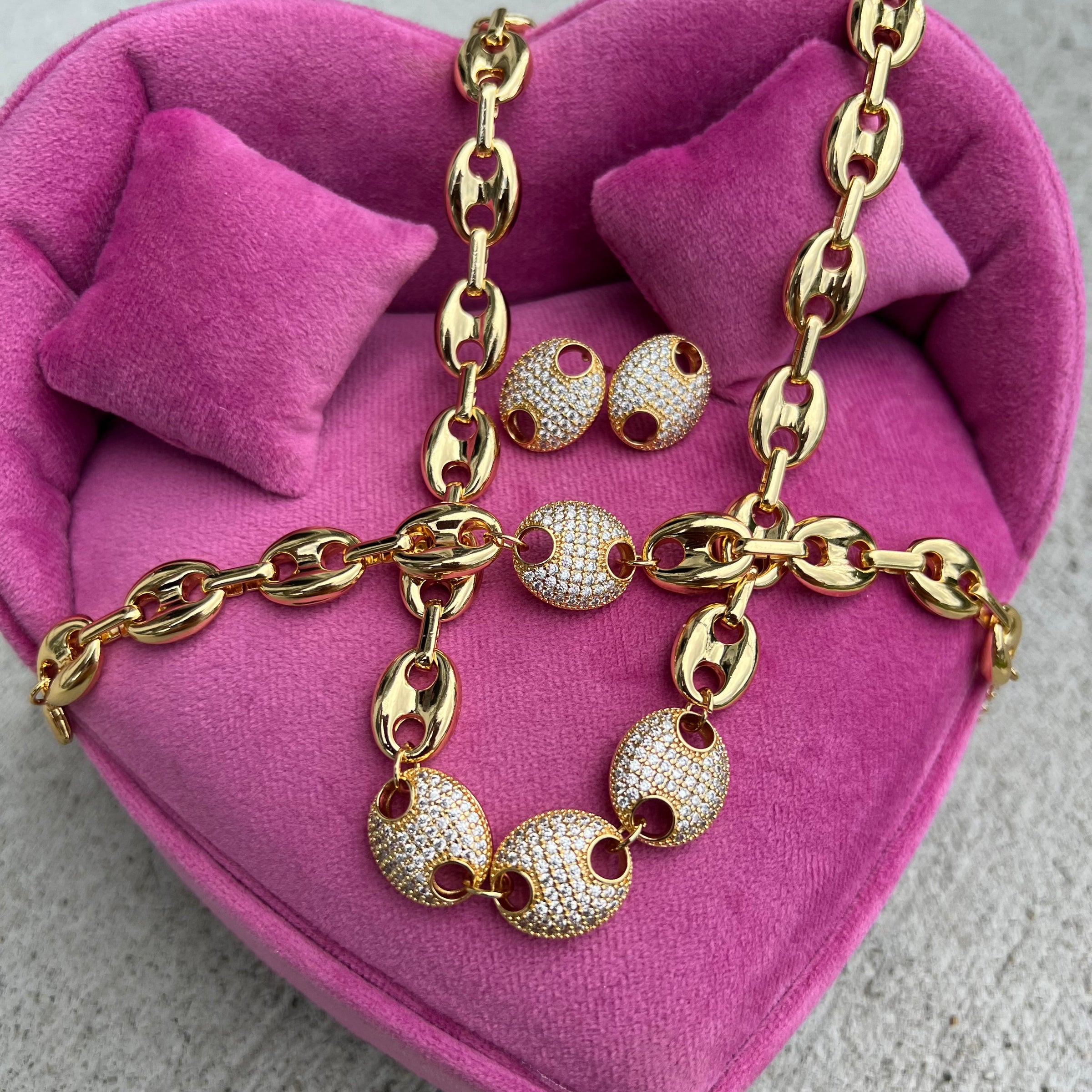 Myra GC Set