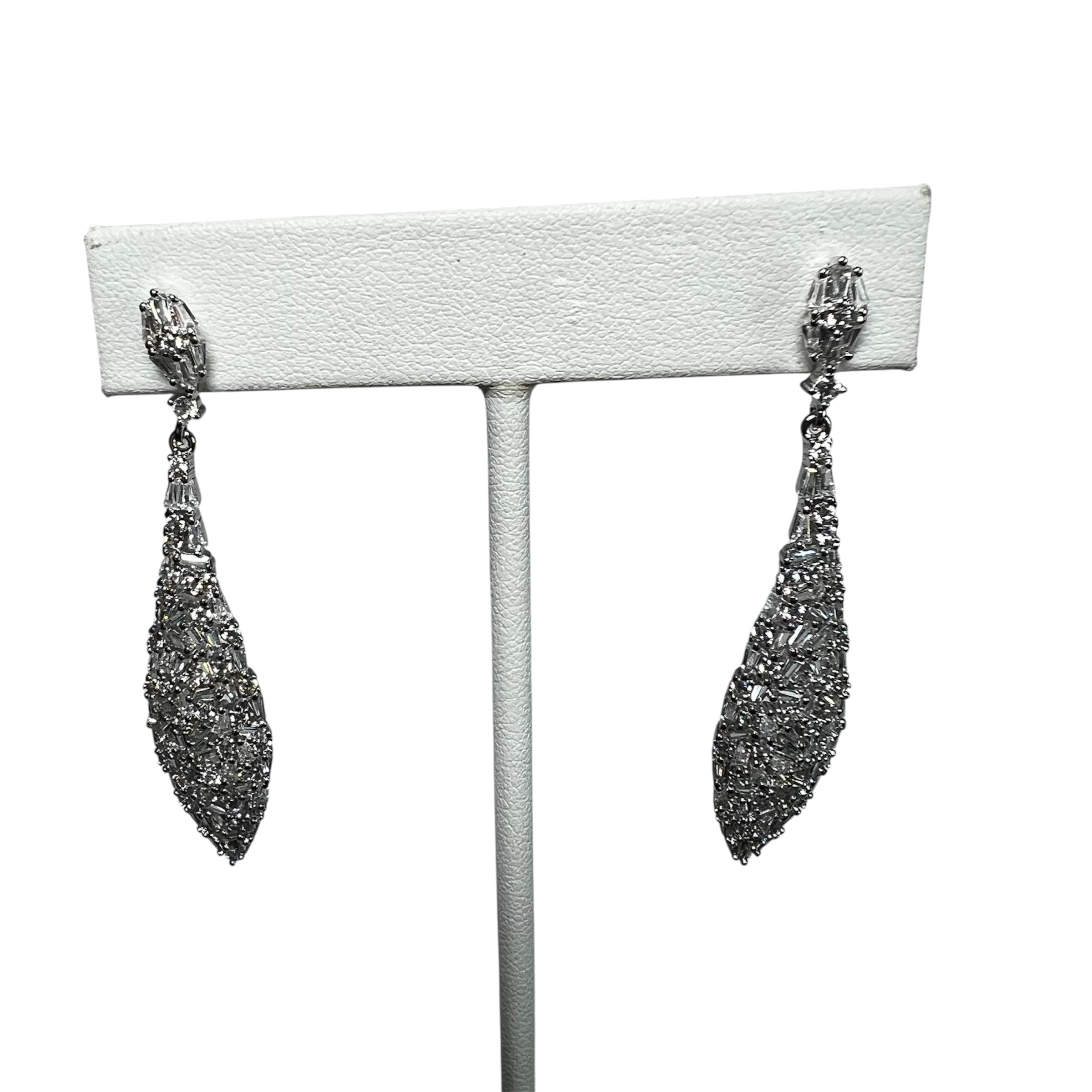 Hello Drama Stud Earrings