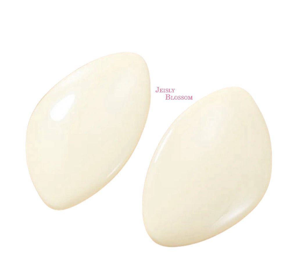 Vadik Stud Earrings