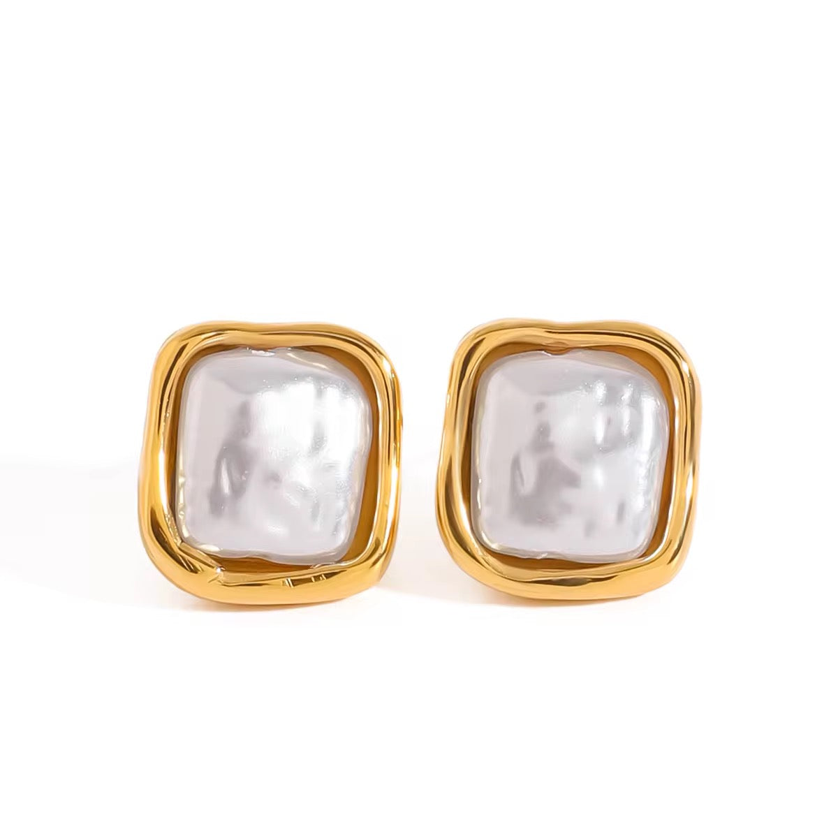 D Square Stud Earrings