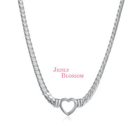 Quinlan Heart Necklace