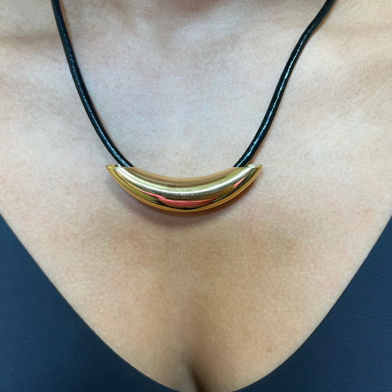 Elbow Necklace