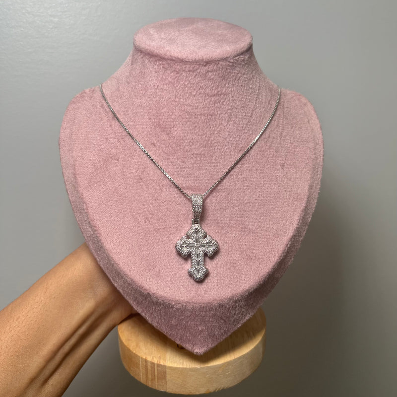 Zumier Cross Necklace