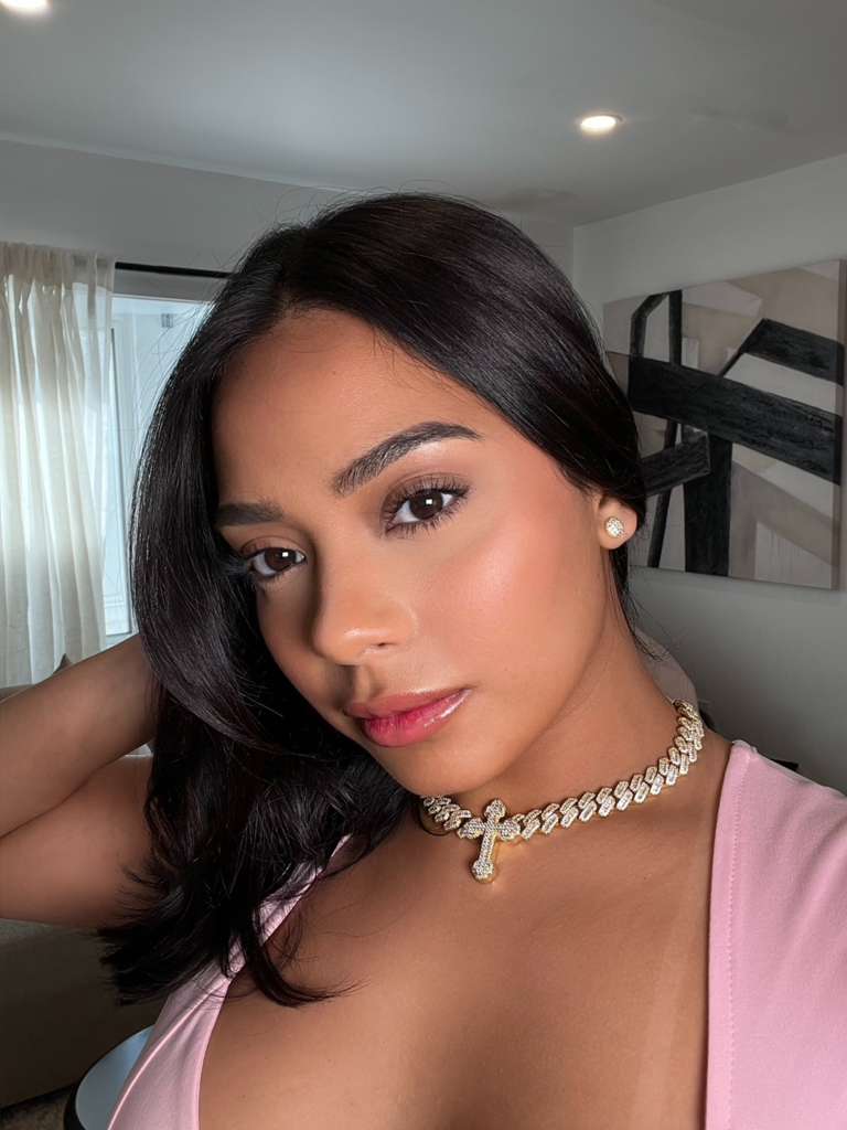 La Cruz Choker