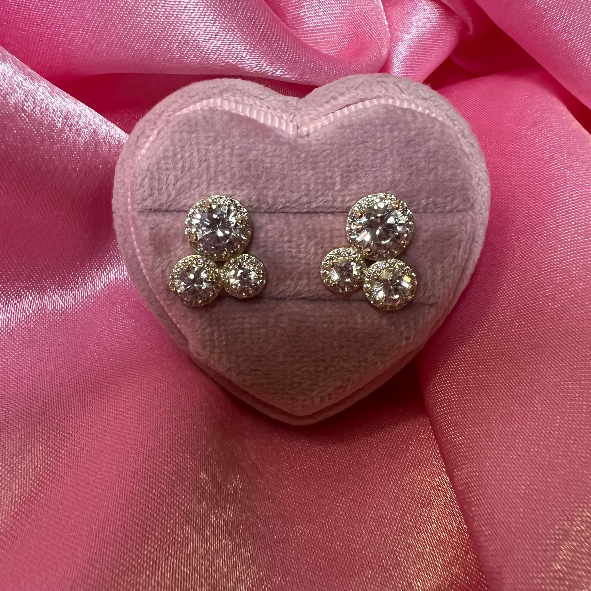 Violeta Stud Earrings