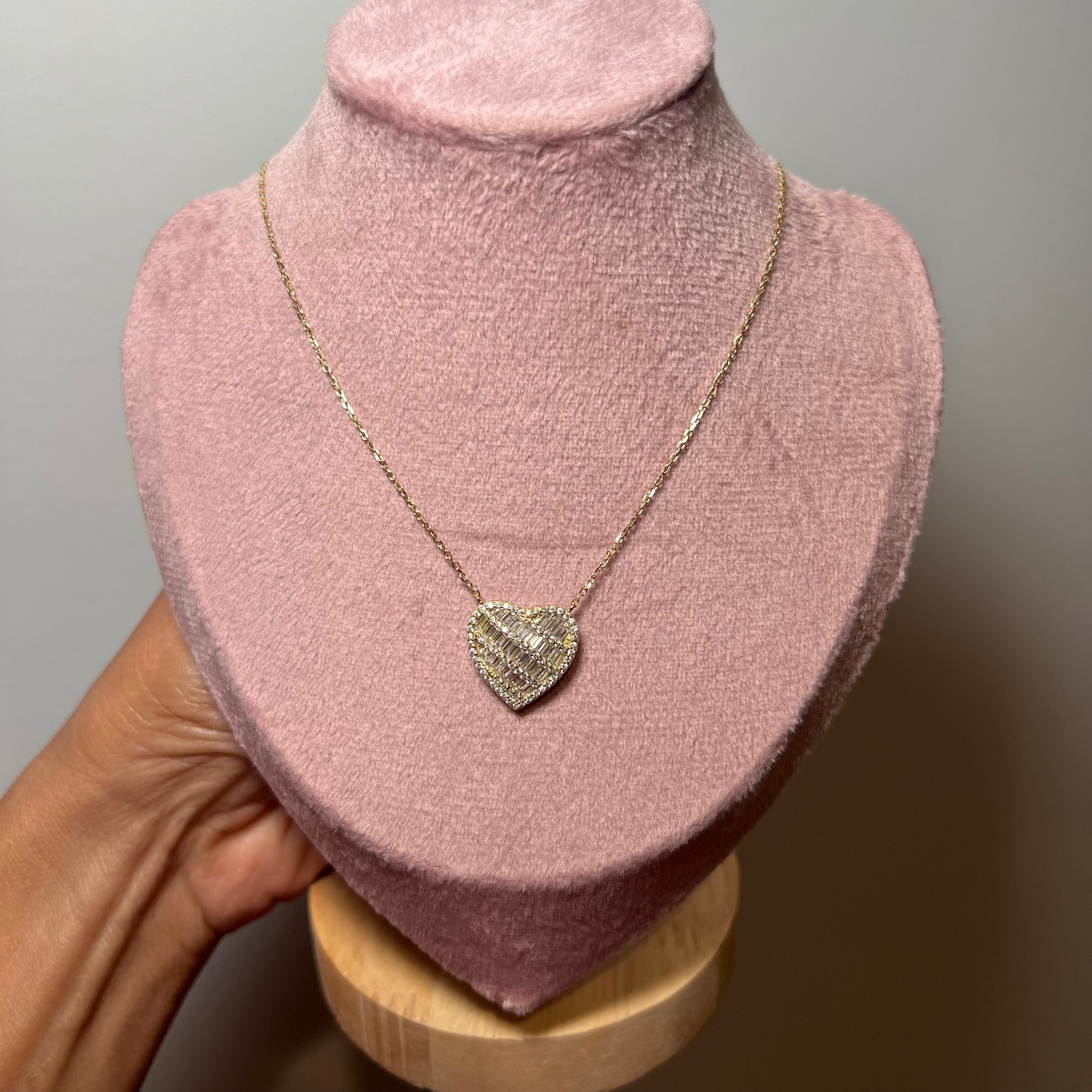 Tesoro Heart Necklace