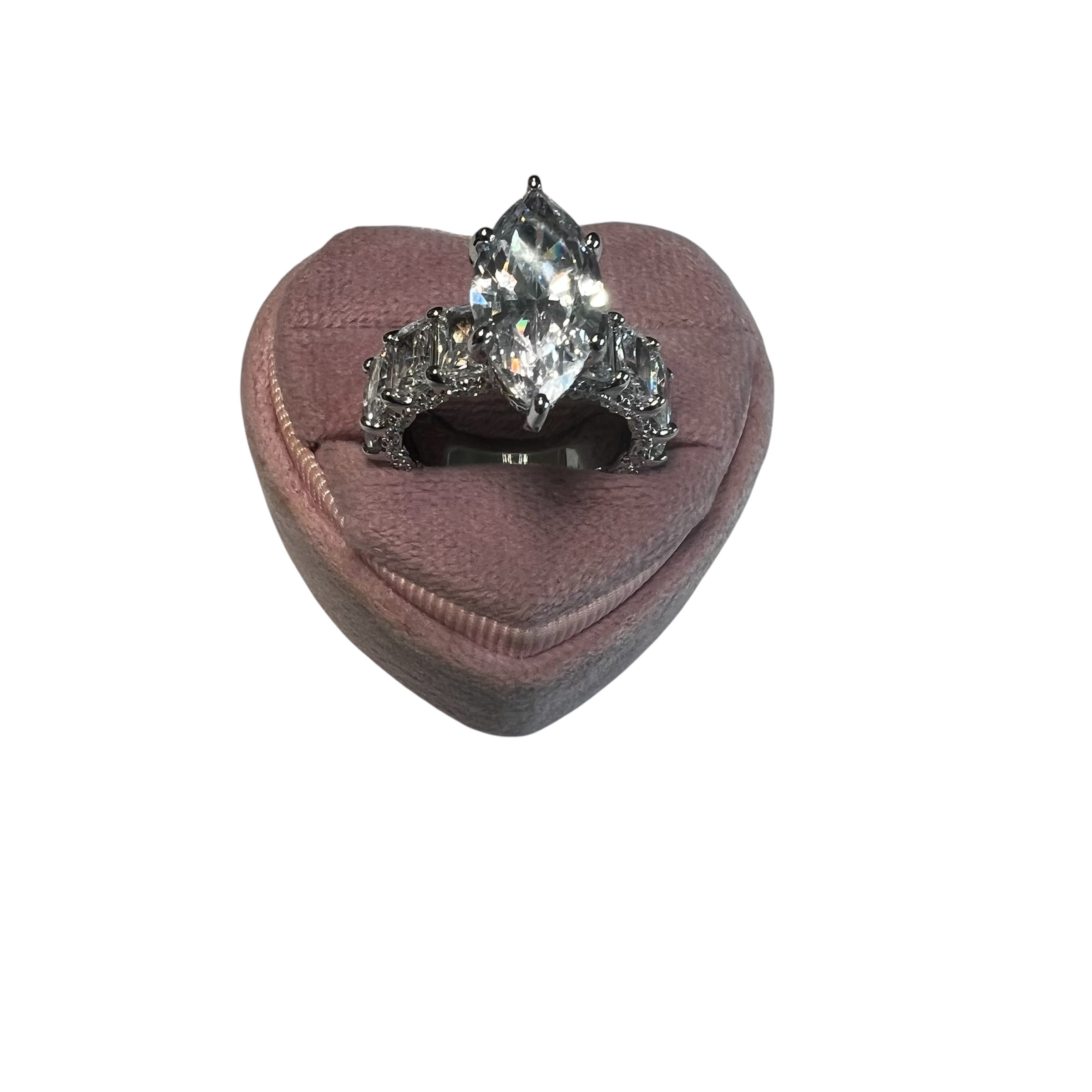 Nidia Ring