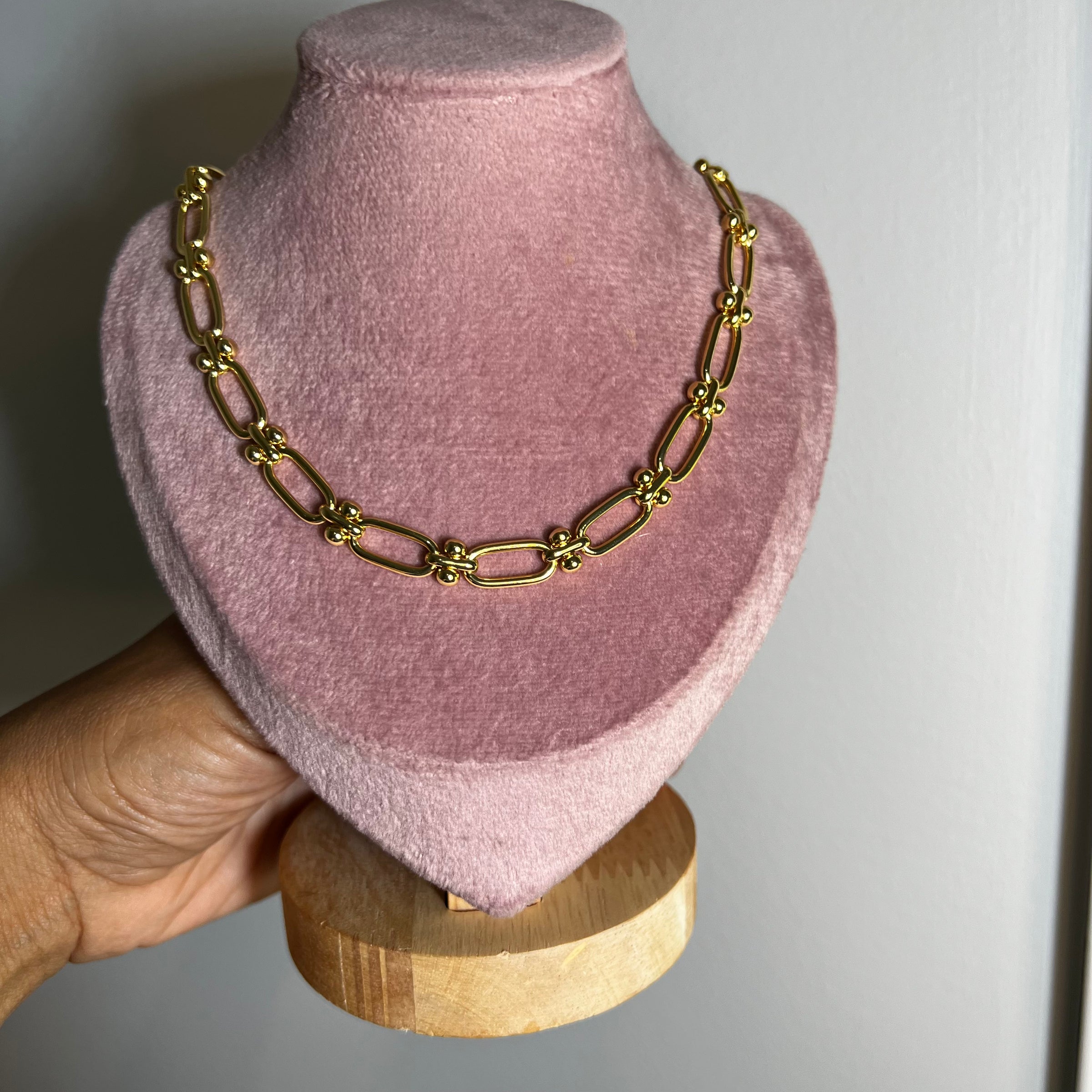 Victoria Necklace