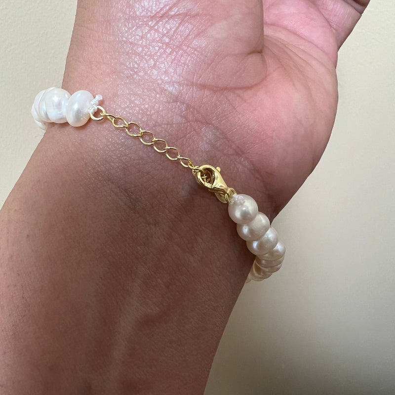 Classic Pearl Bracelet