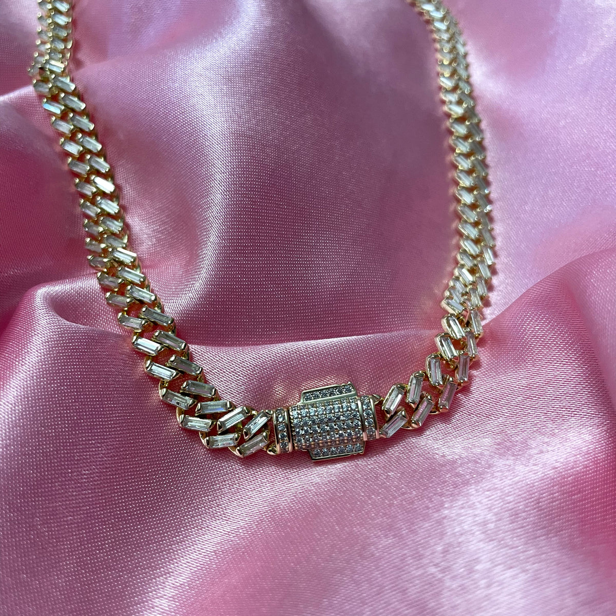 Dainty Baguette Cuban Link Choker